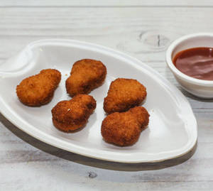 Crispy Chicken Nuggets- 5 Pcs
