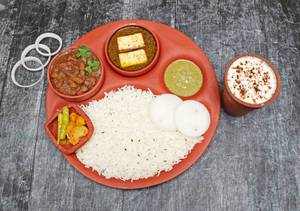 Special Palak Paneer with chole chawal & Sweet Lassi