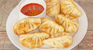 Chicken Fried Momos [8 Pieces]