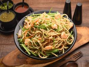Prawn Chowmein (hakka)