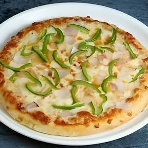 Cheesy Onion Capsicum Pizza