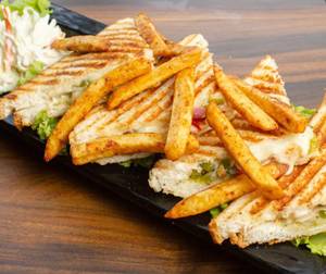 Tandoori Tikka Sandwich+1 Coca cola free[250ml]