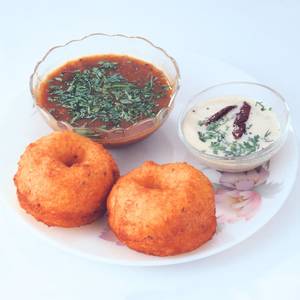 Mendu Vada (2 Pc)