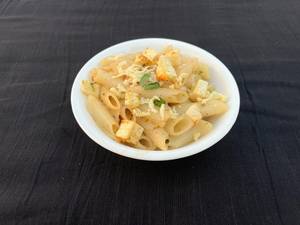 Paneer white sauce alfredo pasta