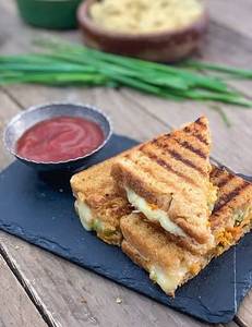 Tandoori Paneer Grilled Sandwich