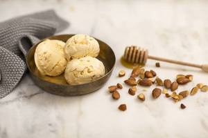 Honey Almond Ice Cream