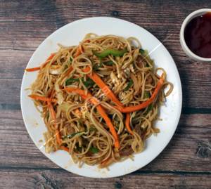Veg Hakka Noodles