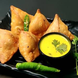 Kadi Samosa (2 Pcs)