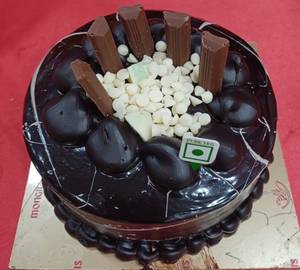 1/2 Kg Divine Treat VEG 