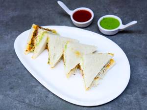 Aloo Mattar Sandwich