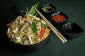 Chicken Hakka Noodles