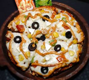 Kulhadwala Special Pizza