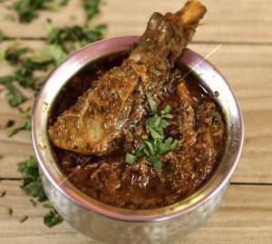 Dahi Mutton