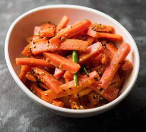 Gajar Ka Achar