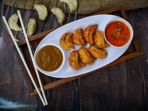 Paneer Fried Momos [5 Pieces]
