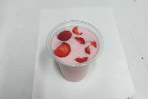 Strawberry lassi
