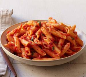Red sauce pasta