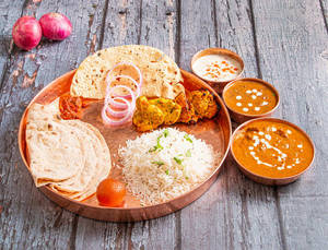 Chicken Shahi Deluxe Thali