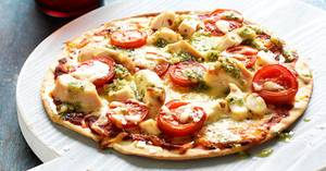 Chilly Tomato Paneer Pizza 6 Inches