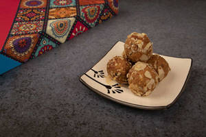 Badam Churma Ladoo