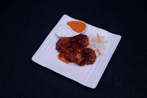 Chicken Momos In Barbeque Sauce[6 Pieces]