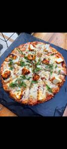 Onion pizza