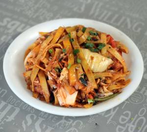 Chicken Hakka Noodles    