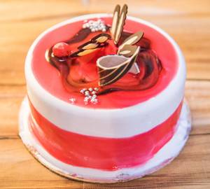 Strawberry Mousse Cake
