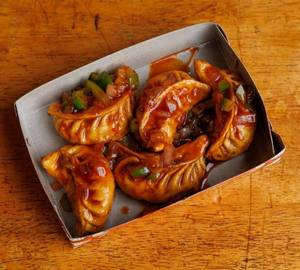 Chicken chilli momos
