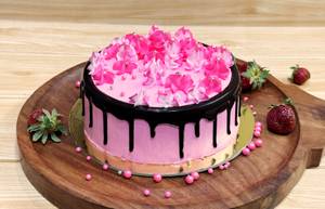Strawberry cake..