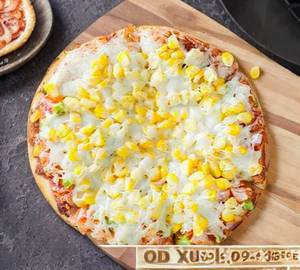Corn cheese pizza