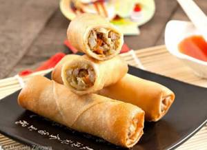 CHICKEN SPRING ROLL (6 Pcs)