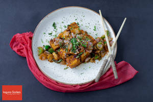 Chilly Paneer Dry (8 Pieces)