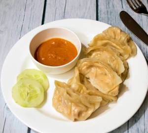 Chicken Momo Steam