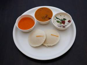 Idli ( 2 Pcs )