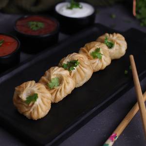 Veg Momos (5 Pcs)