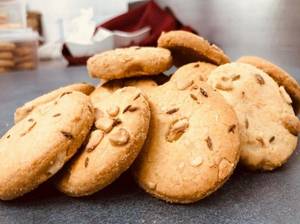 Cashew Jeera Cookies 300g Round