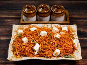 Paneer Chilli Garlic Hakka Noodles