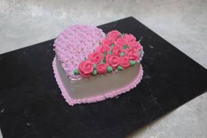 Valentine's Heart Shaped Strawberry Cake