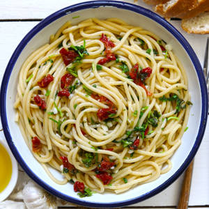 Aglio Olio Spaghetti