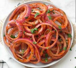 Onion Salad With Coriander, Lemon And Spl Spices