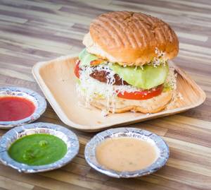 Cheese Aloo Tikki Burger 