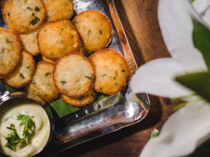 Cheese Chilli Jalapeno Idli (15 Pcs) with Masala Fondue