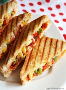 Mix Vegetable Black Olive Sandwich