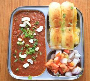 Special Oil Pav Bhaji