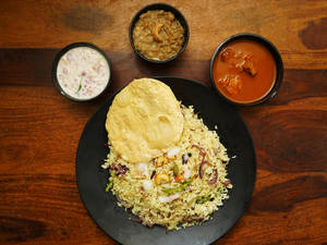 Ghee Rice & Chicken Curry Full