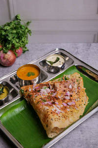 Onion Rava Dosai