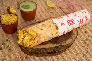 Chicken Lehsuni Kathi Roll