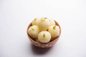 Nariyal Ladoo