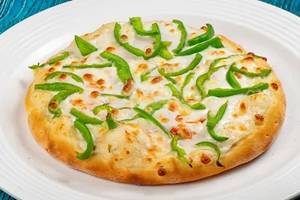 Cheesy Capsicum Pizza